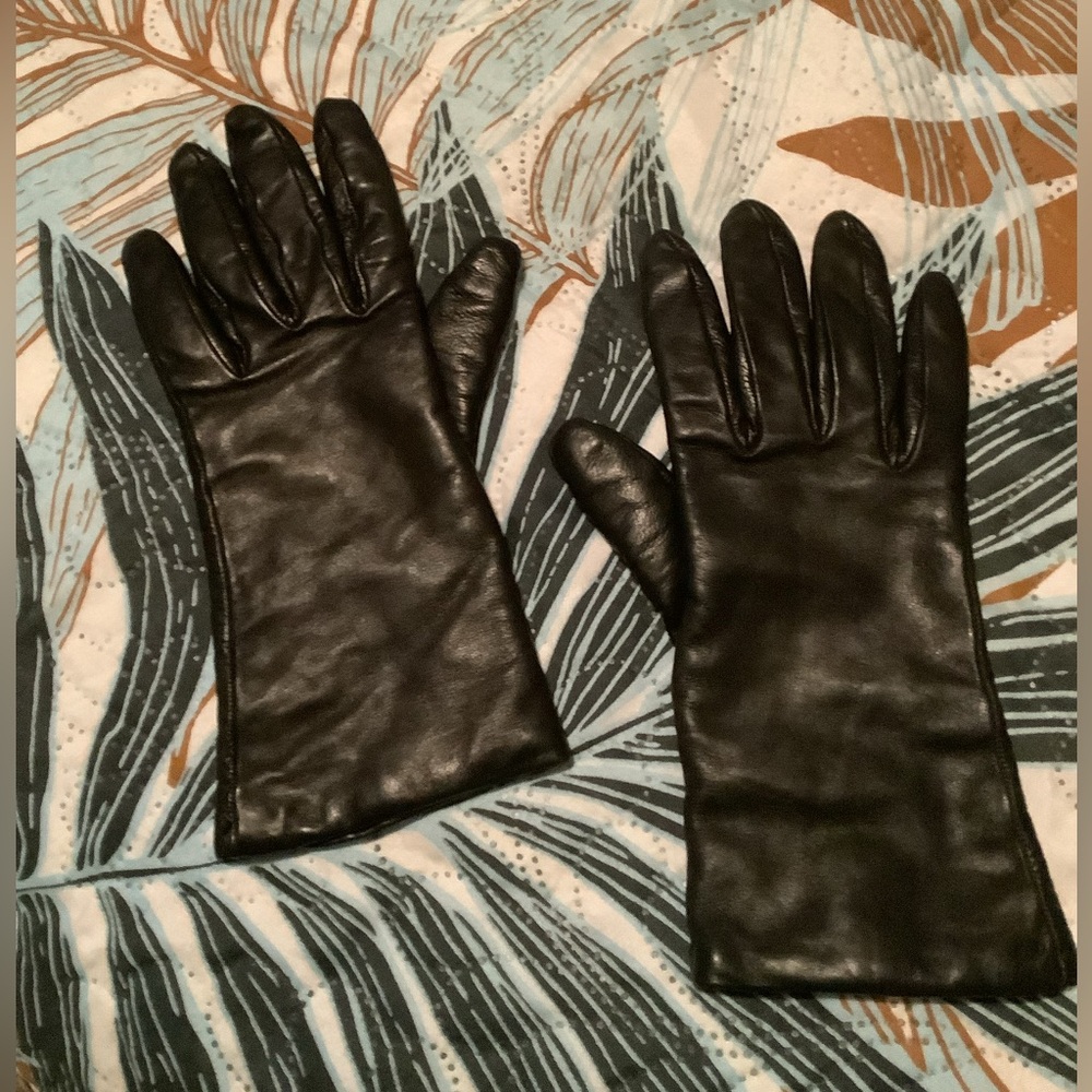 Talbots Women’s Black Leather Gloves